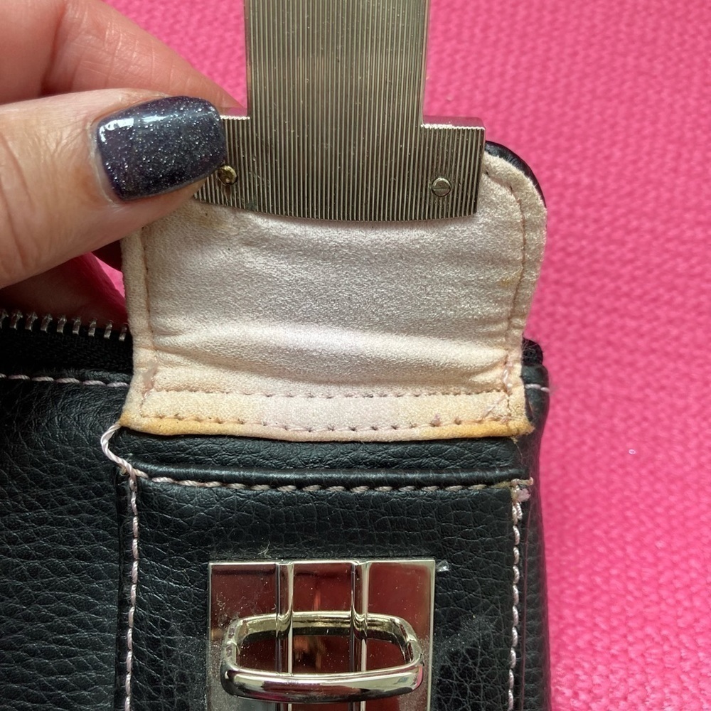 Victoria Secret Change Purse With Hand Strap - Picture 6 of 6